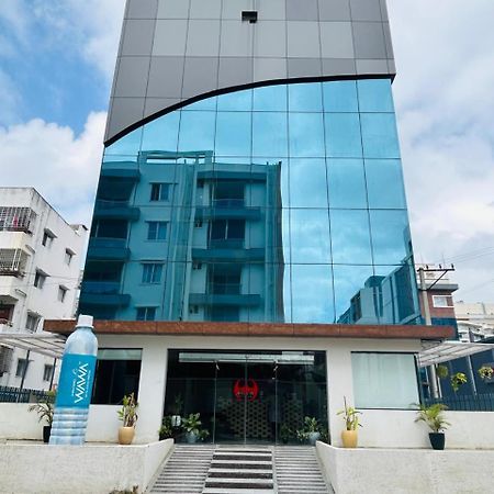 Wild Wings Premium Hotel Hyderabad Exterior photo