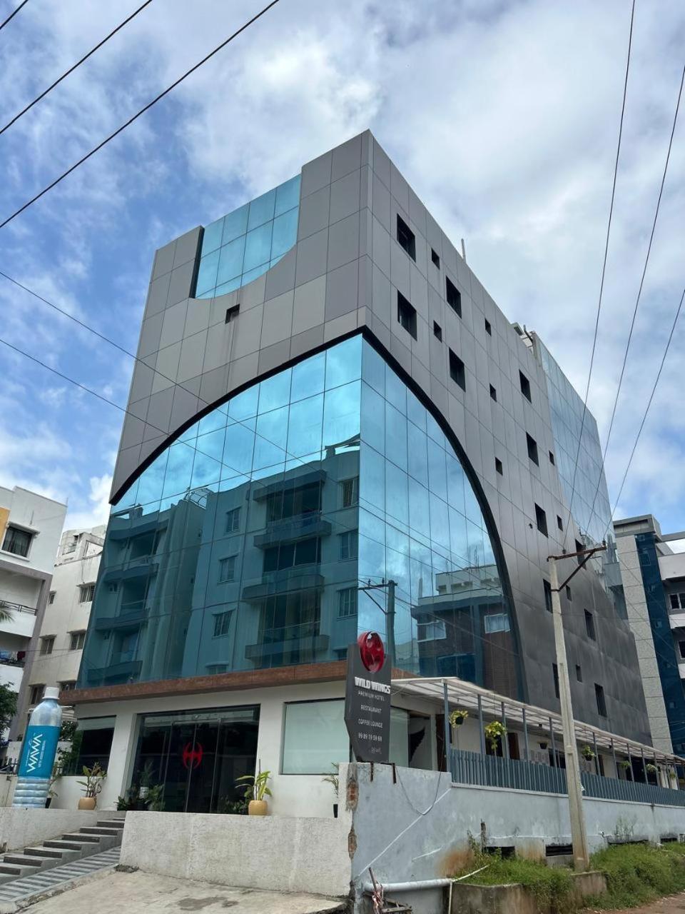 Wild Wings Premium Hotel Hyderabad Exterior photo